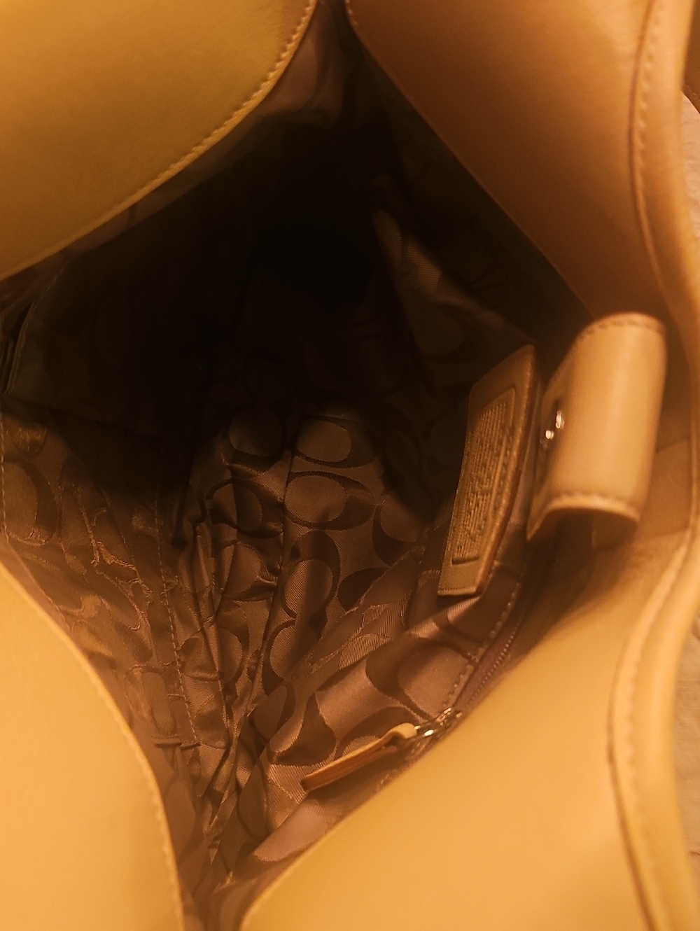 Coach Tan Leather Tote with Signature Logo Lining